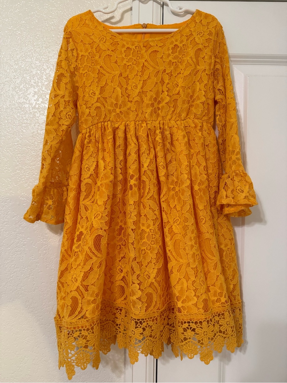 Girls' Golden Lace Long-Sleeve Party Dress
